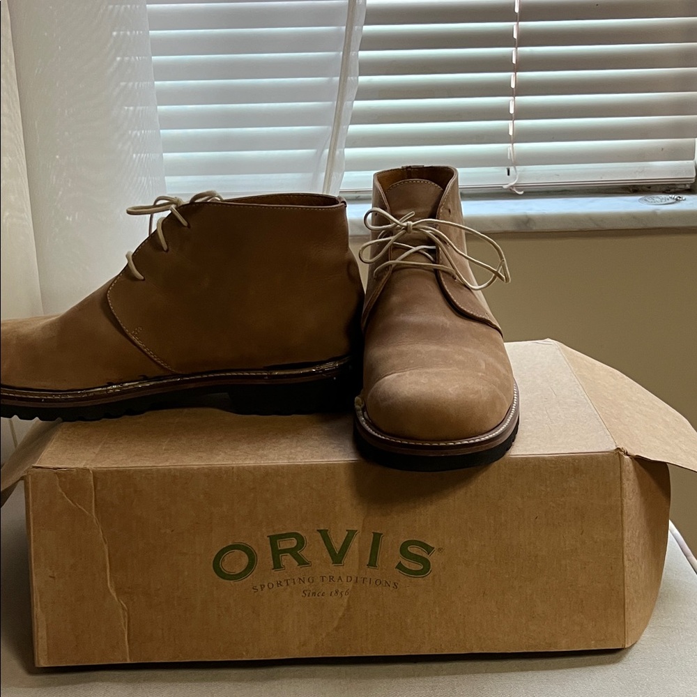 Orvis Men's Brown Chukka Boots